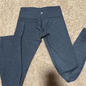 grey lululemon leggings!